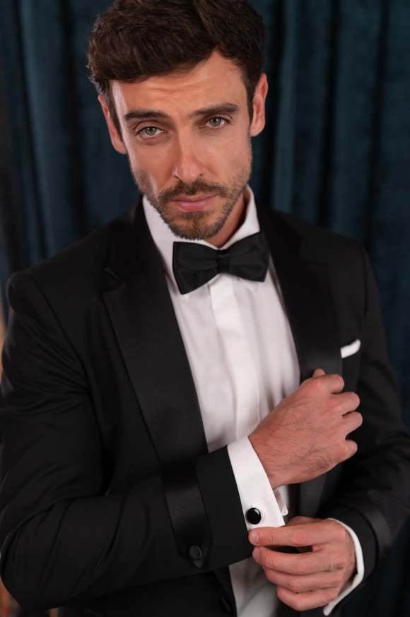 TUX. SUIT 1