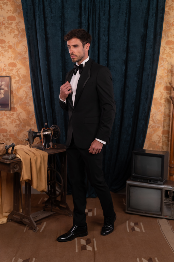 TUX. SUIT 2