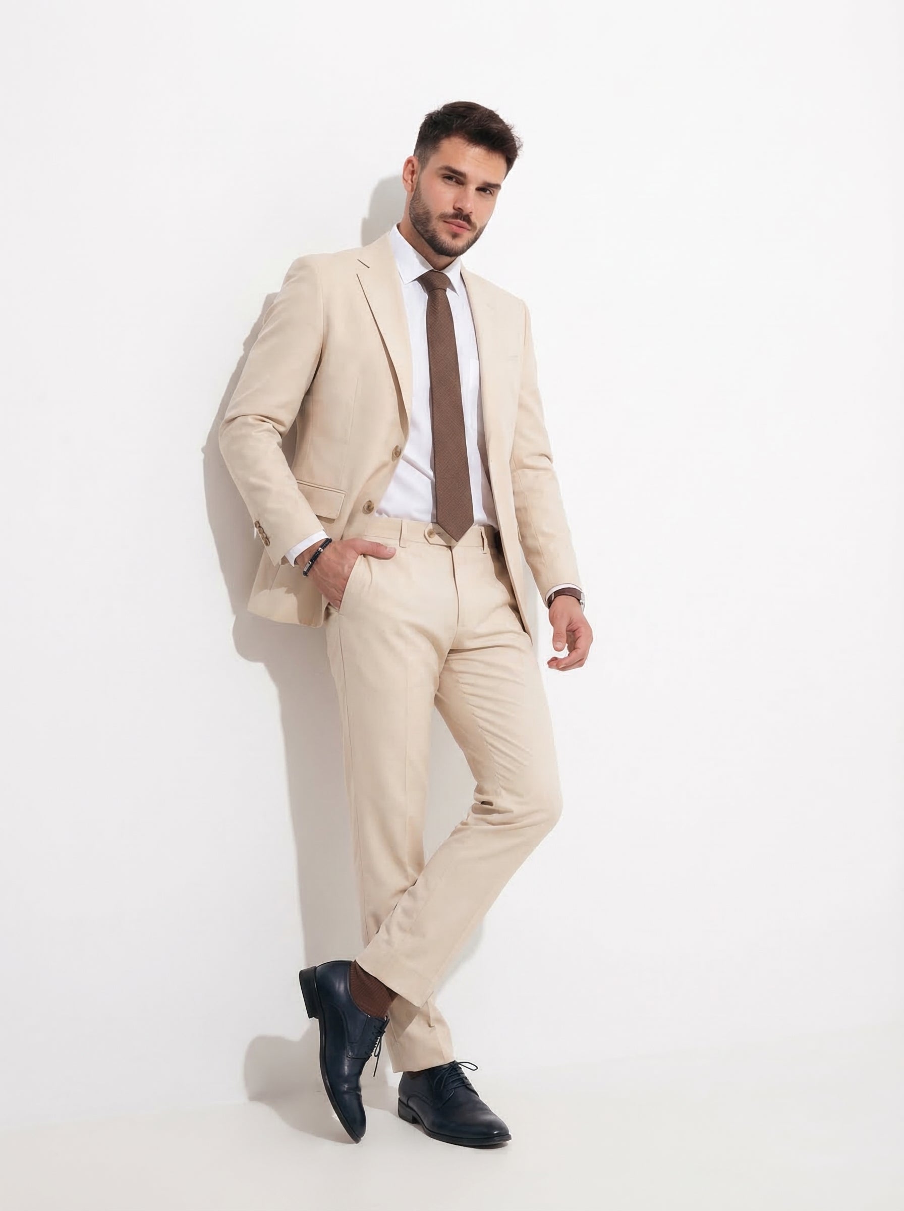 BEIGE SUIT
