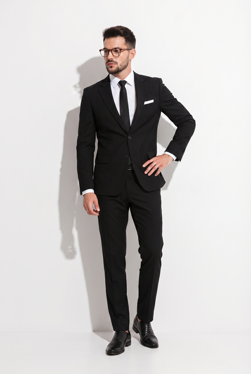 BLACK SUIT