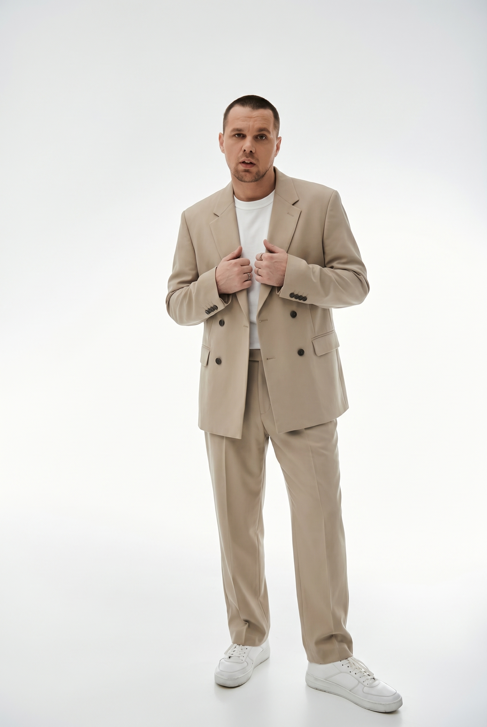 OVERSIZE SUIT BEIGE